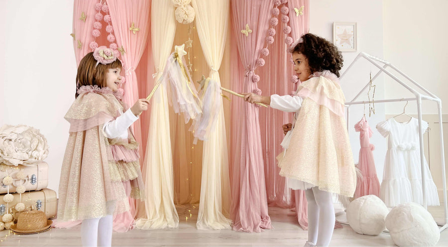 Pretend Play: Turning Children's Dreams into Real Experiences