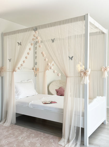 Poster Bed Canopy