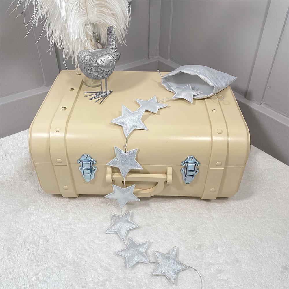 8 Silver Star Garland