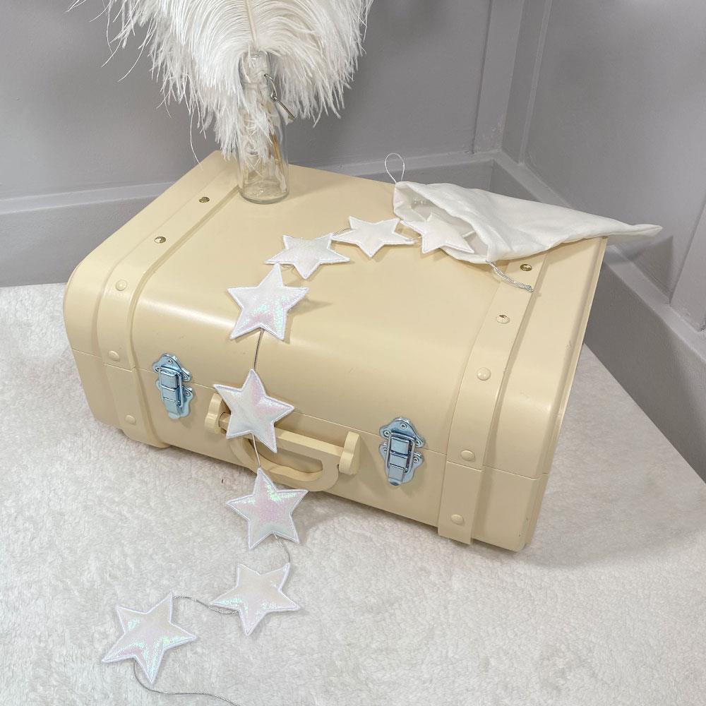 8 Star Sparkling White Garland