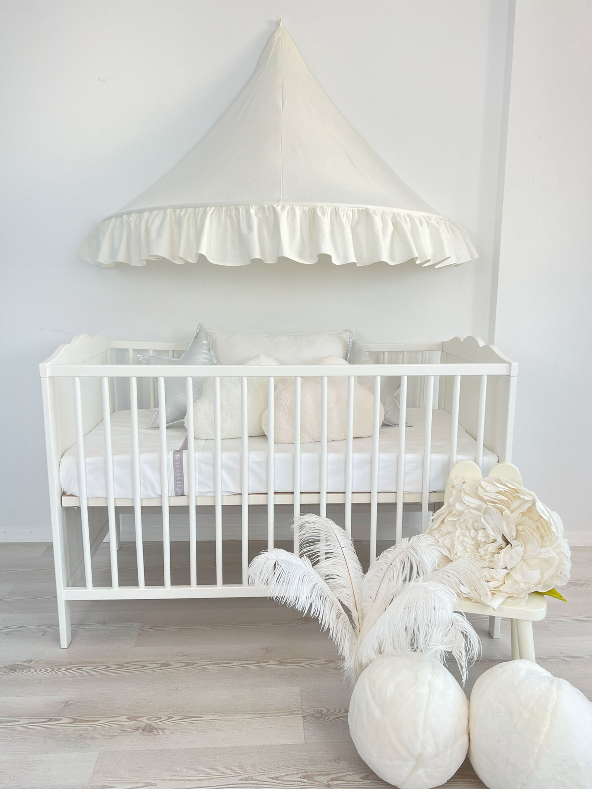 Half Moon Canopy Frill-White
