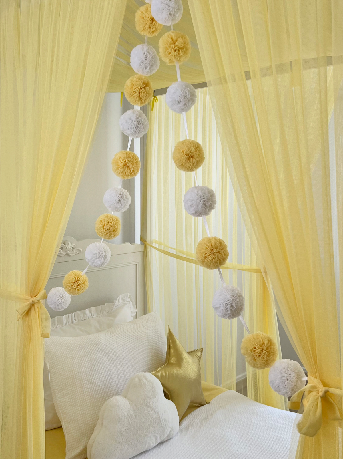 Poster Bed Basic-Yellow