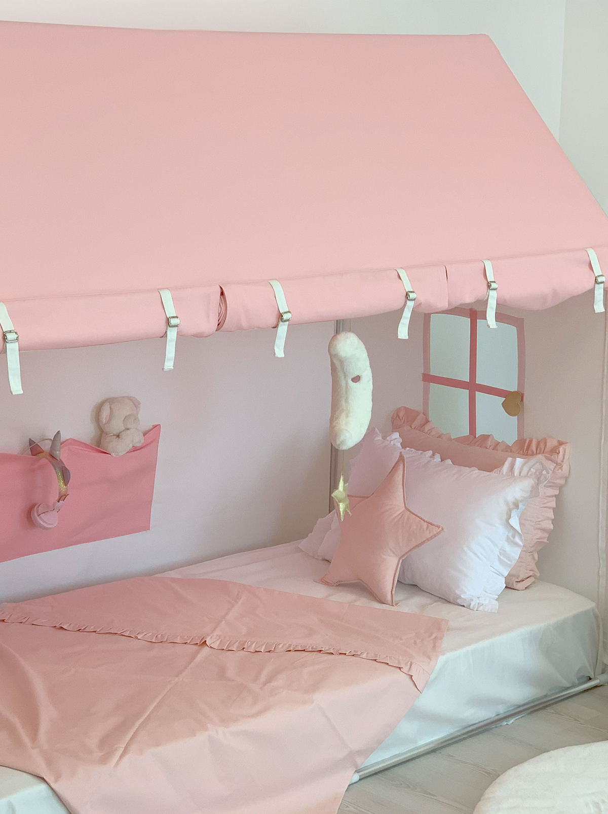 Playhouse-Twin Size Pink With Curtains