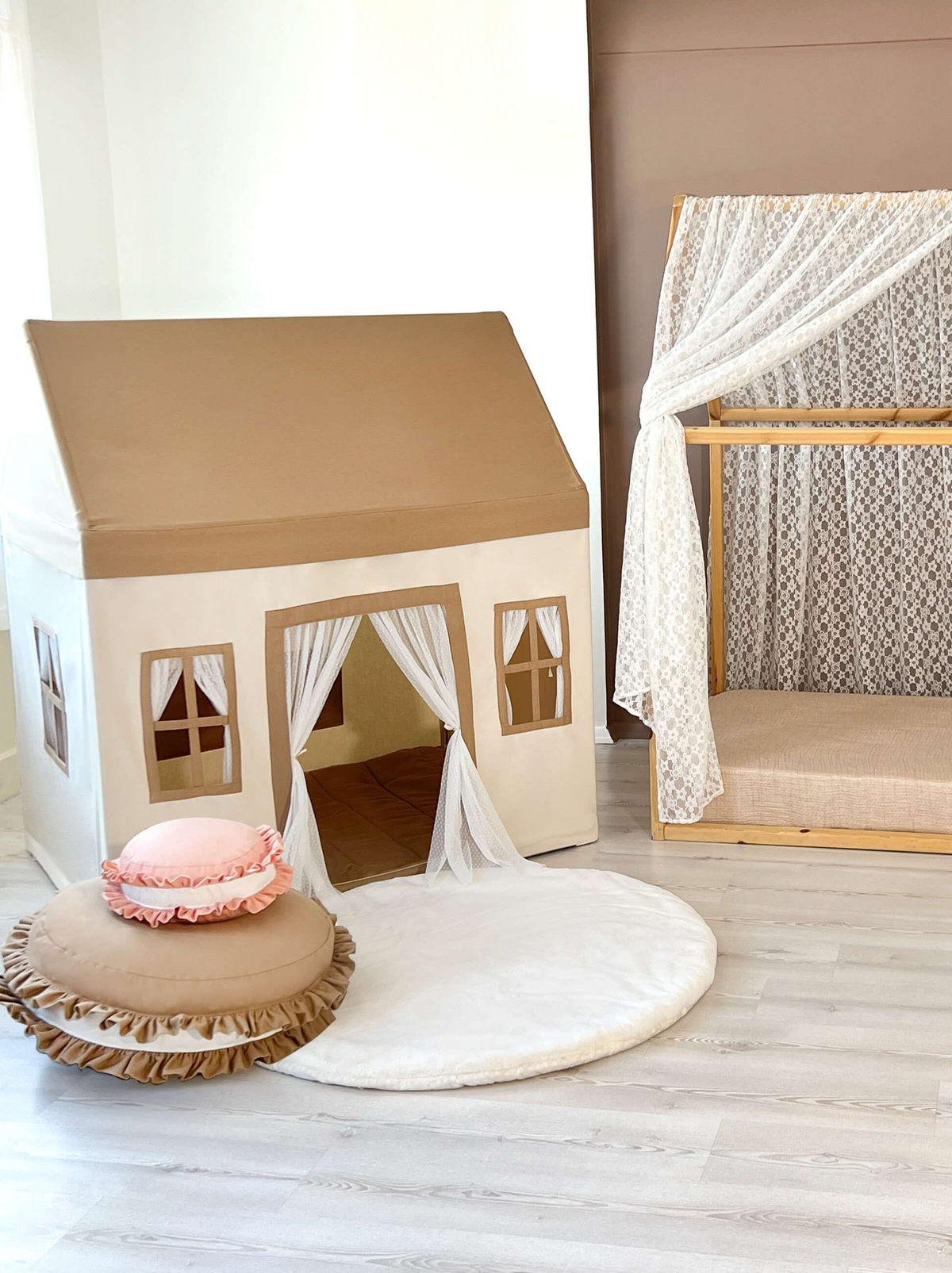 Playhouse-Macaron Caramel