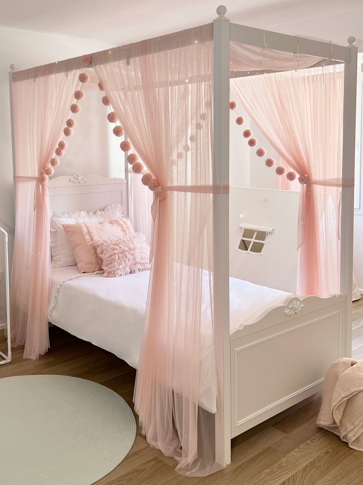 Poster Bed Basic-Baby Pink