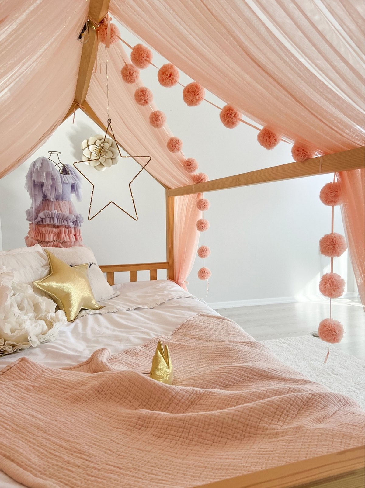 Montessori Bed Canopy Basic-Salmon