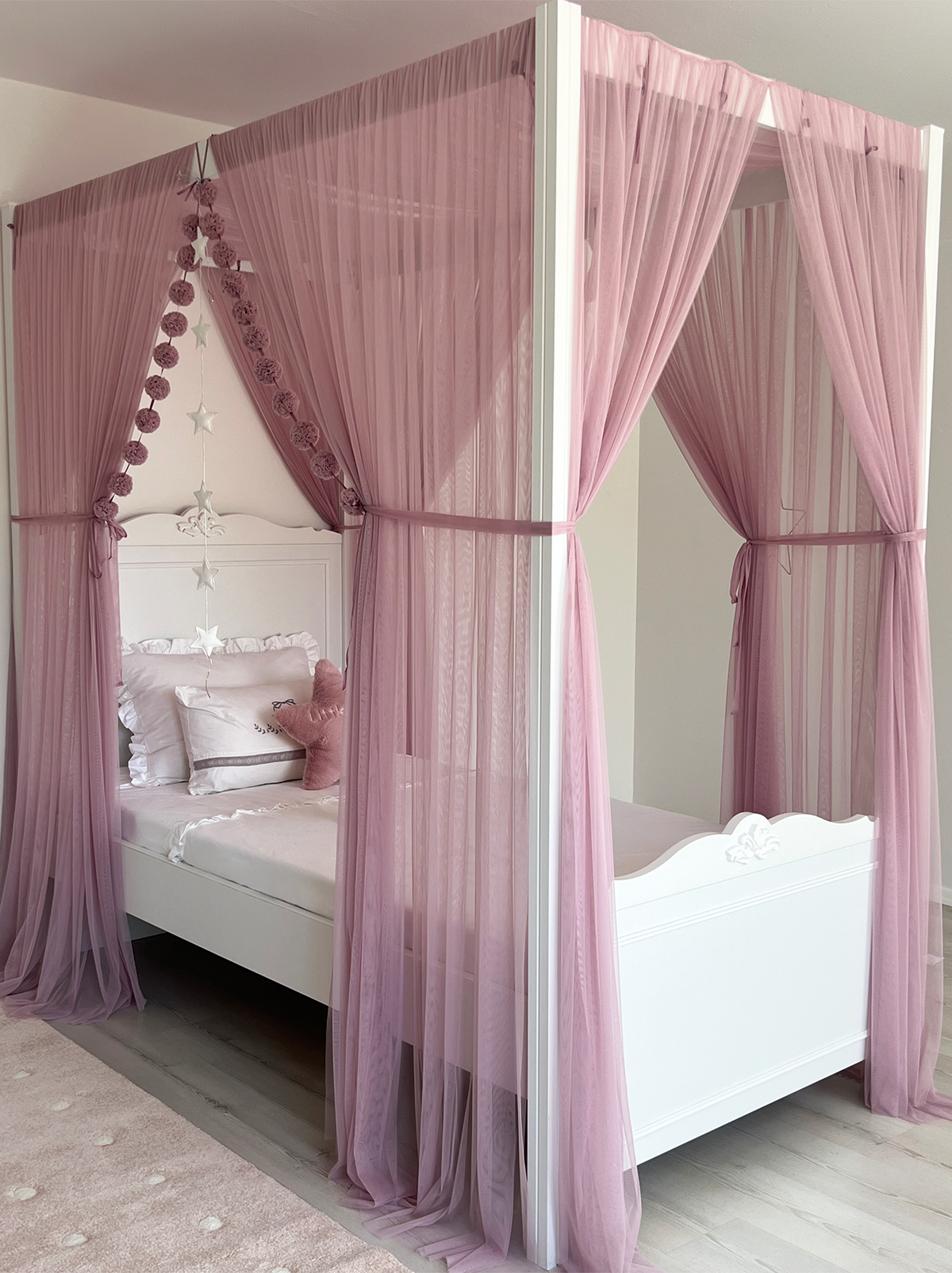 Poster Bed Deluxe-Dusty Lilac