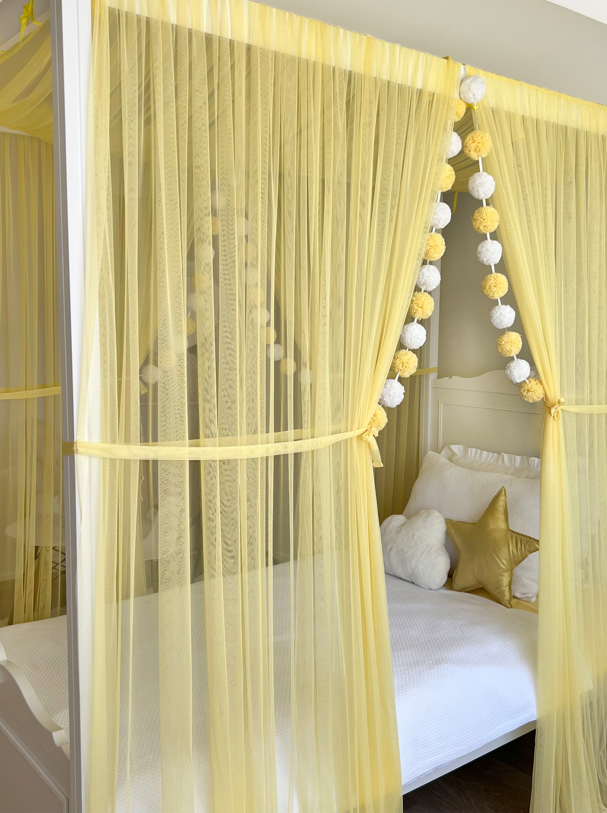 Poster Bed Basic-Yellow