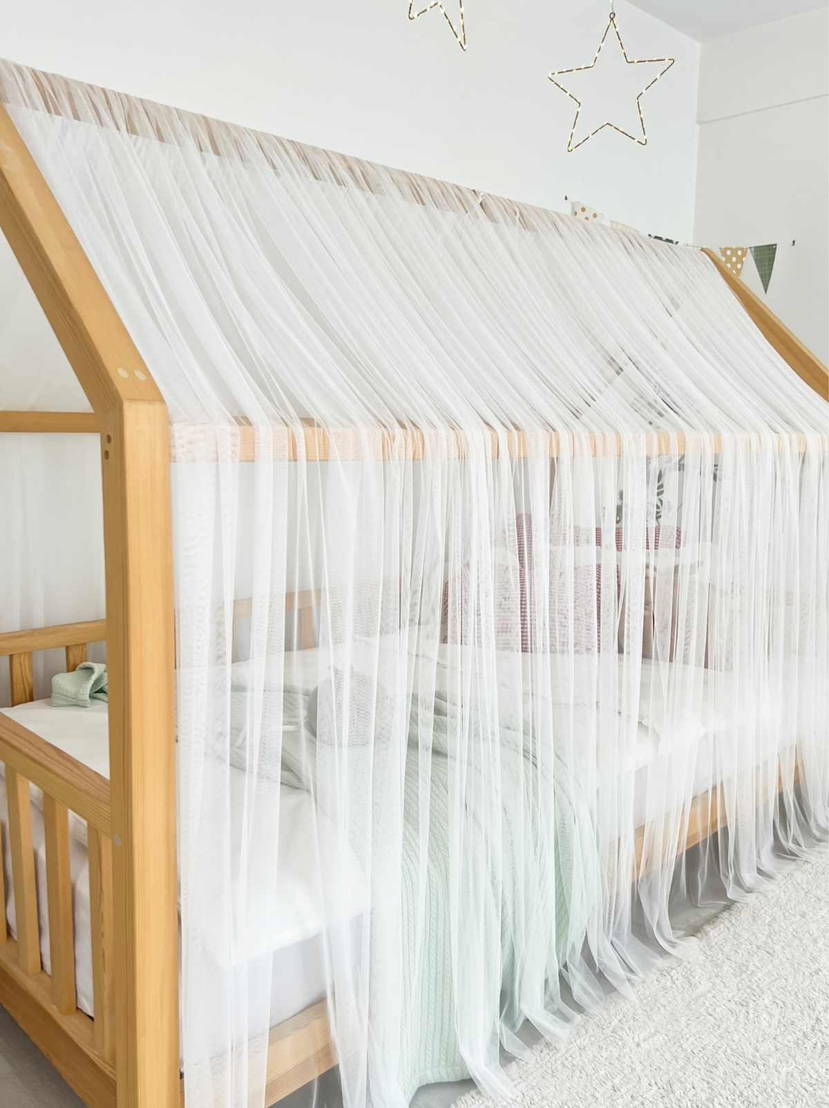 Montessori Bed Canopy Basic-White