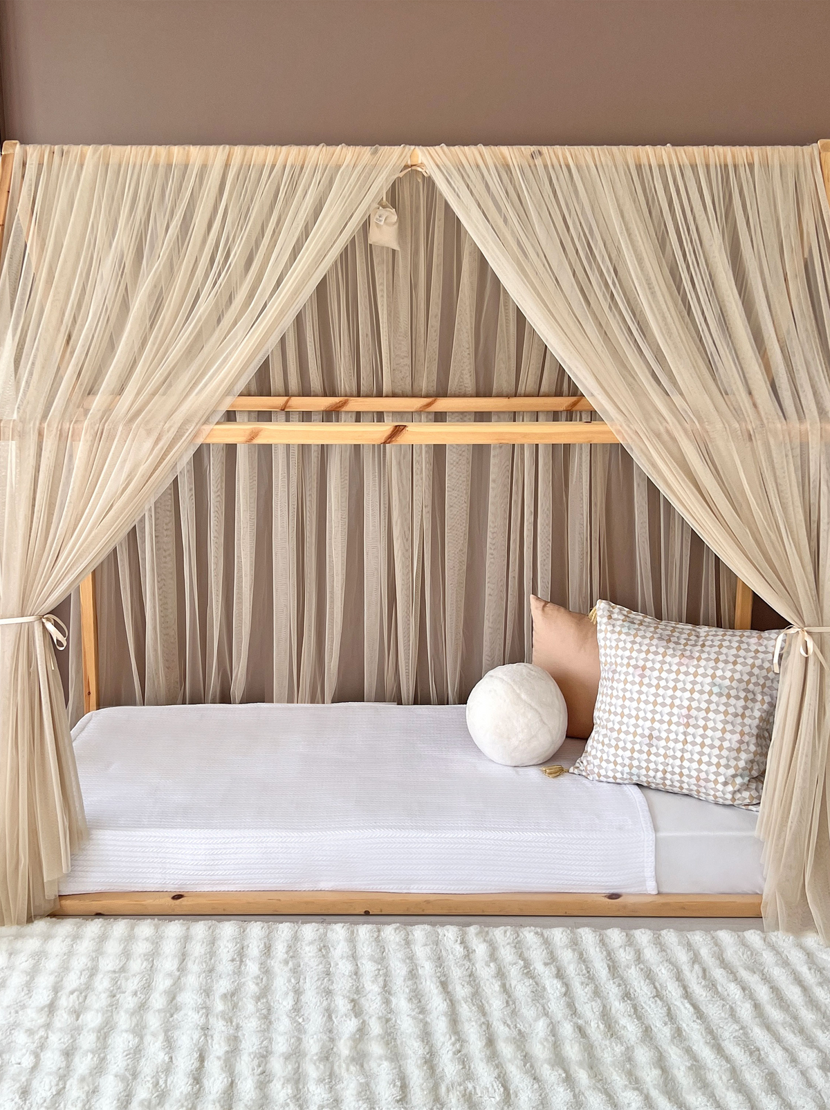 Montessori Bed Canopy Basic-Beige