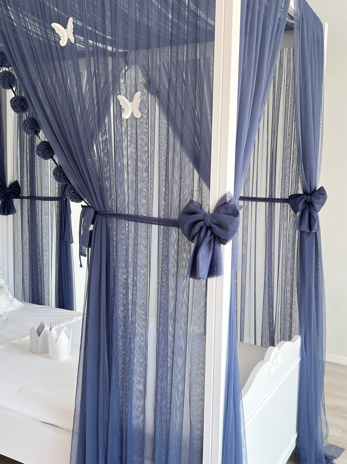 Poster Bed Deluxe-Glaucous Blue
