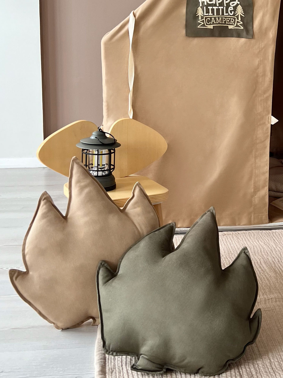 Green Leaf Pillow