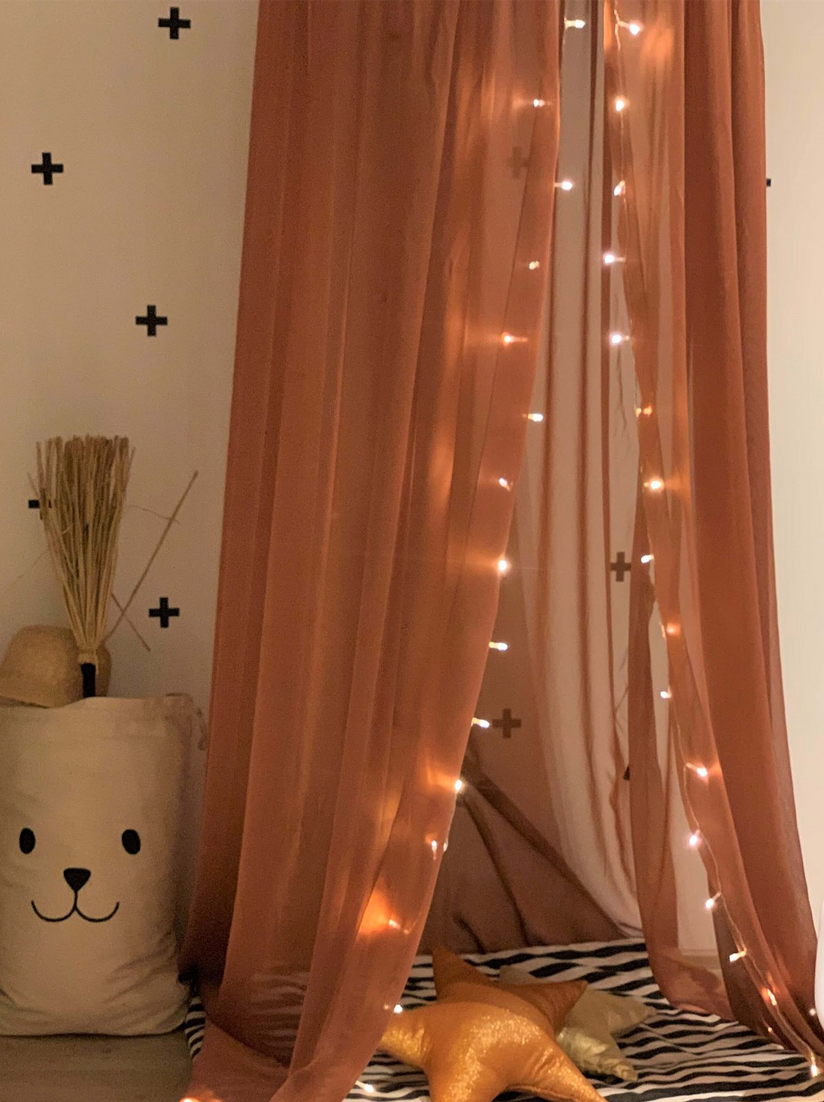 Chiffon Canopy-Jangled Cinnamon