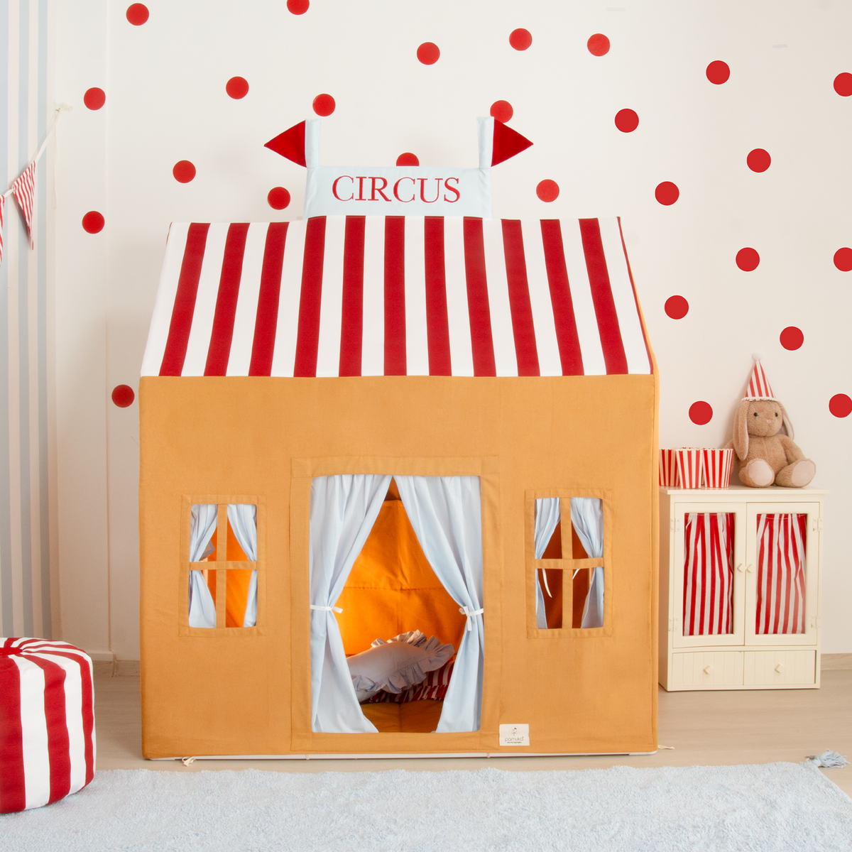 Playhouse-Circus