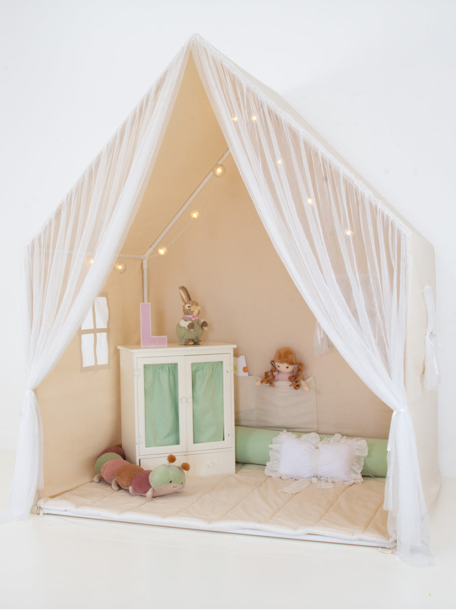 Playhouse Montessori With Curtains-Natural