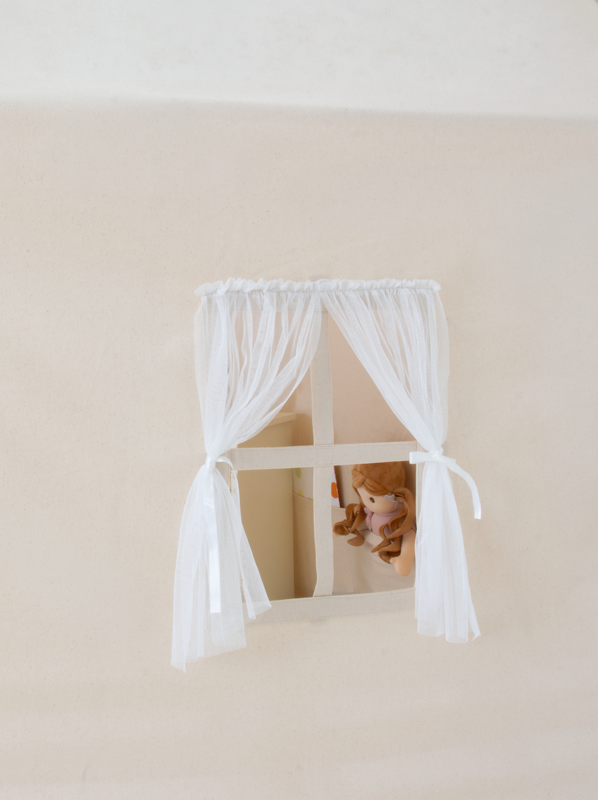 Playhouse Montessori With Curtains-Natural