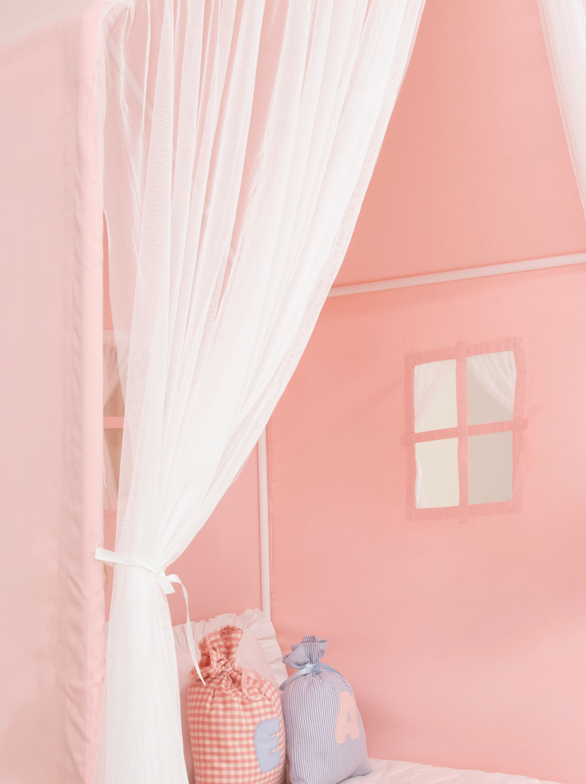Playhouse Montessori With Curtains-Pink
