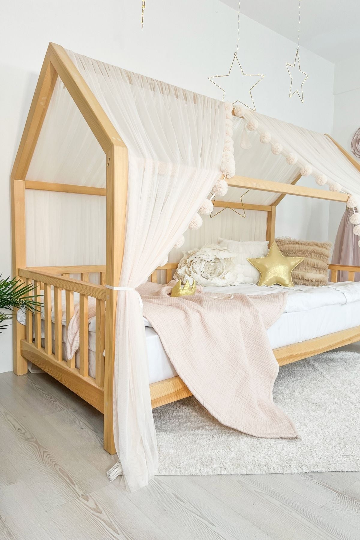 Montessori Bed Canopy Basic-Soft Vanilla
