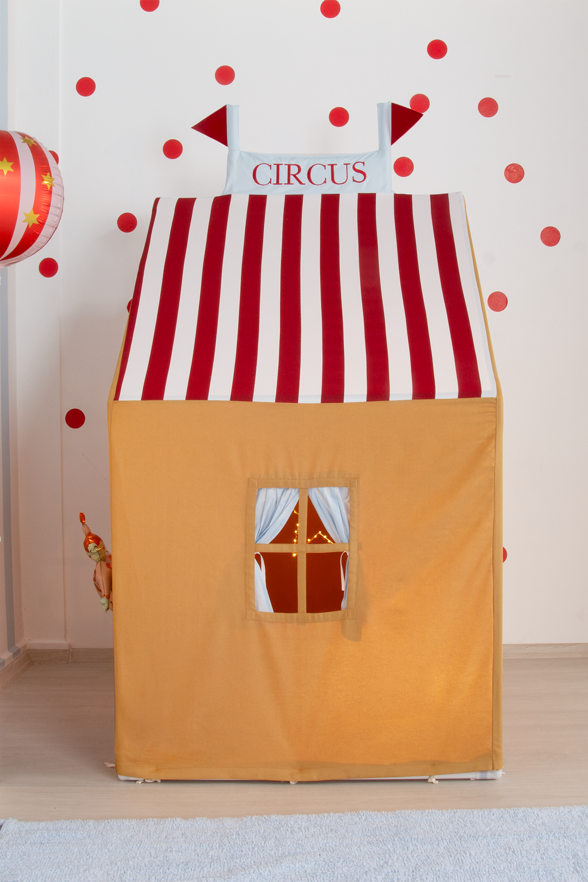 Playhouse-Circus