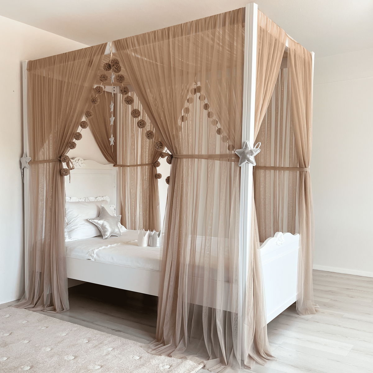 Poster Bed Deluxe-Mink