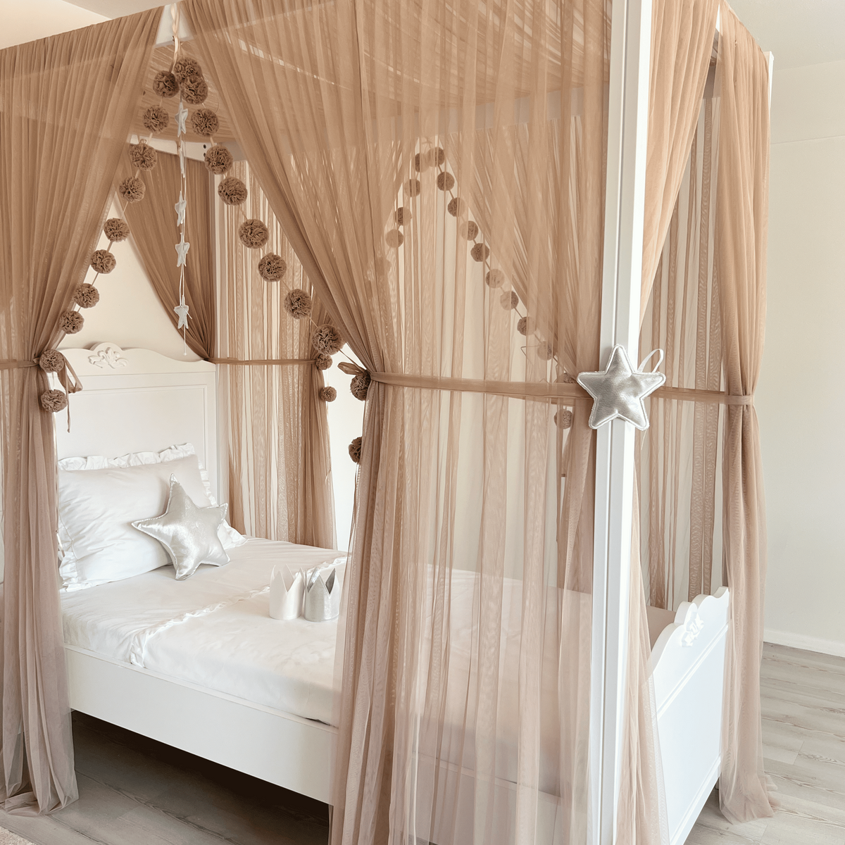 Poster Bed Deluxe-Mink