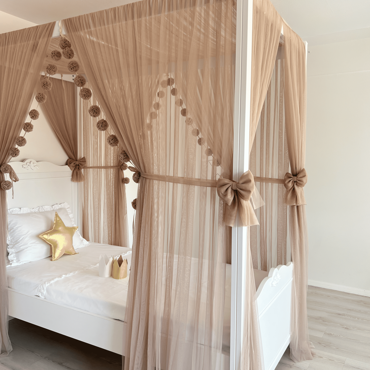 Poster Bed Deluxe-Mink