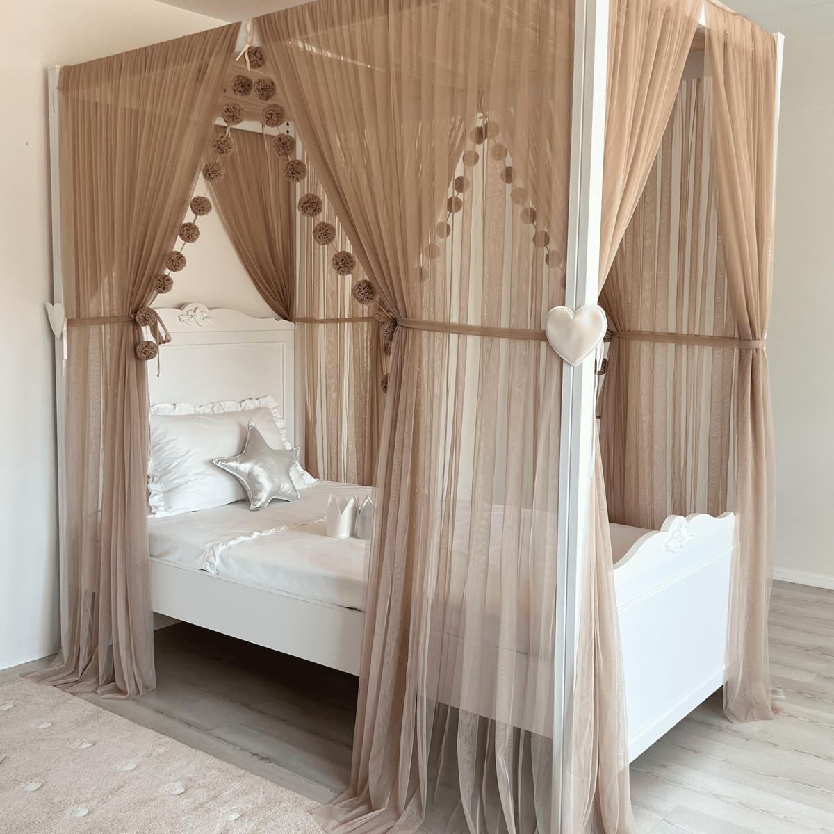 Poster Bed Deluxe-Mink