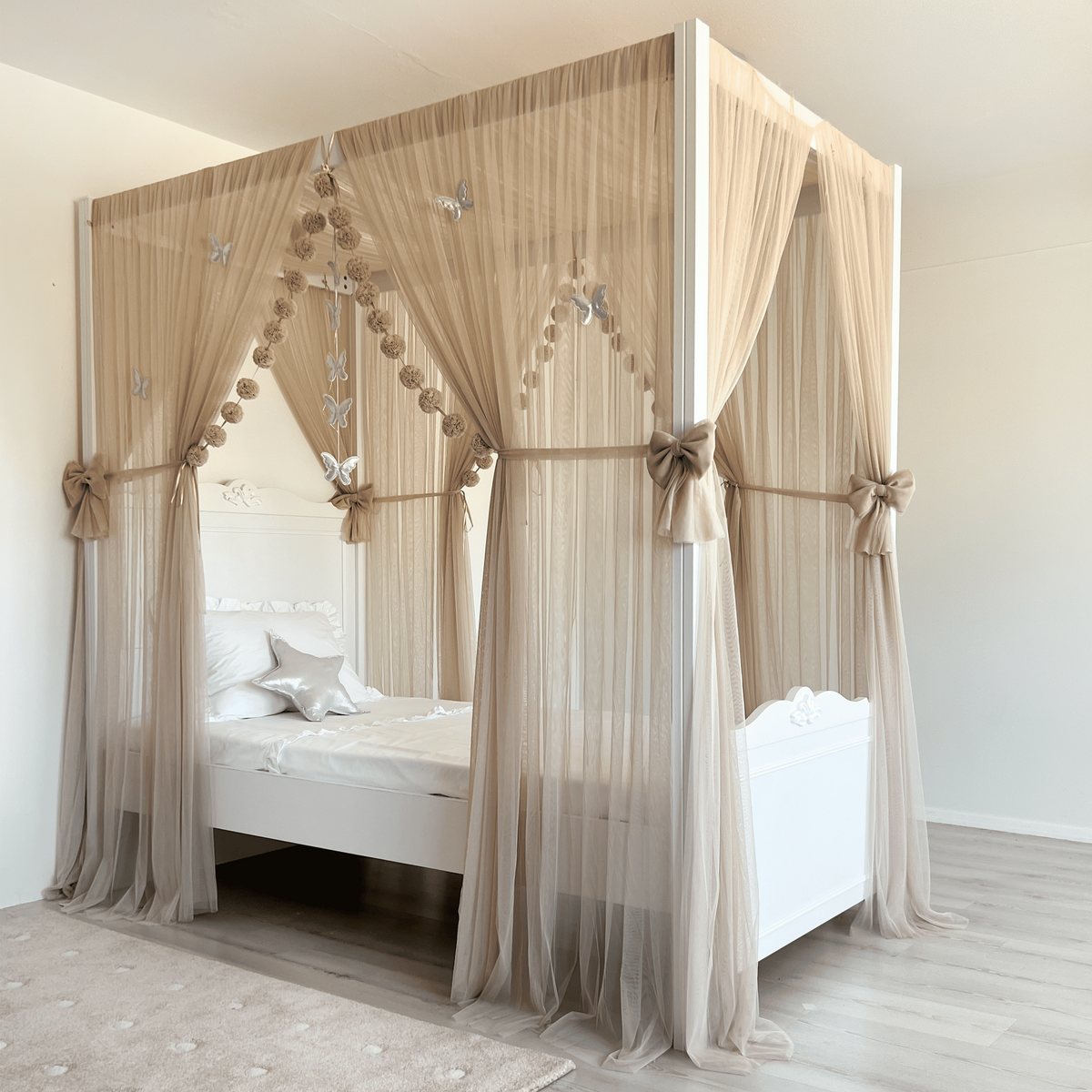 Poster Bed Deluxe-Pinkish Stone