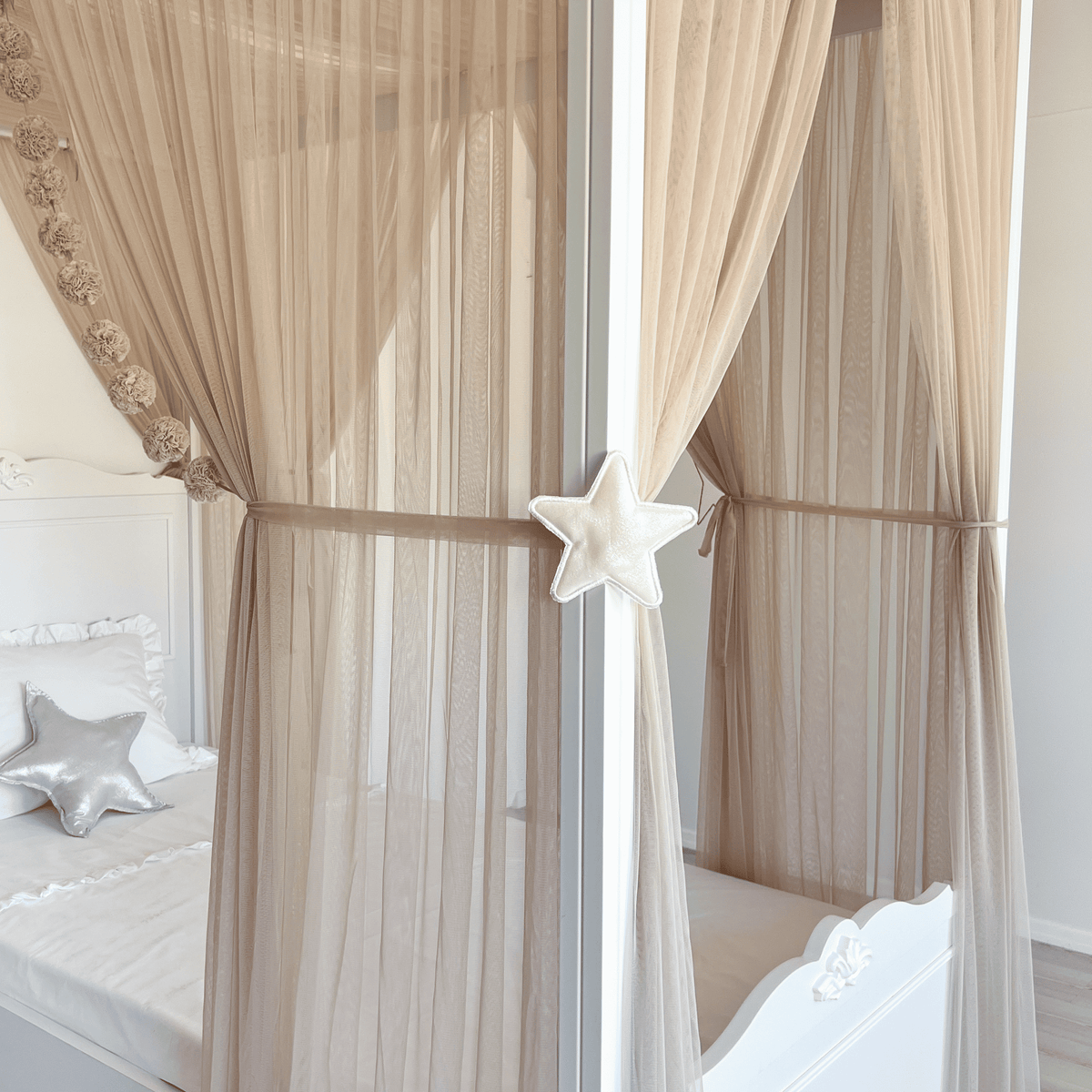 Poster Bed Deluxe-Pinkish Stone