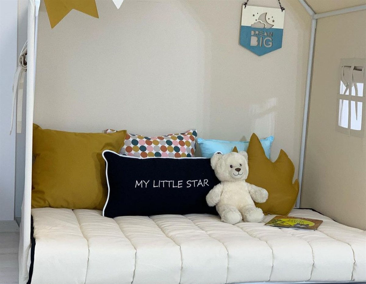 Playhouse-Montessori Natural Without Curtains