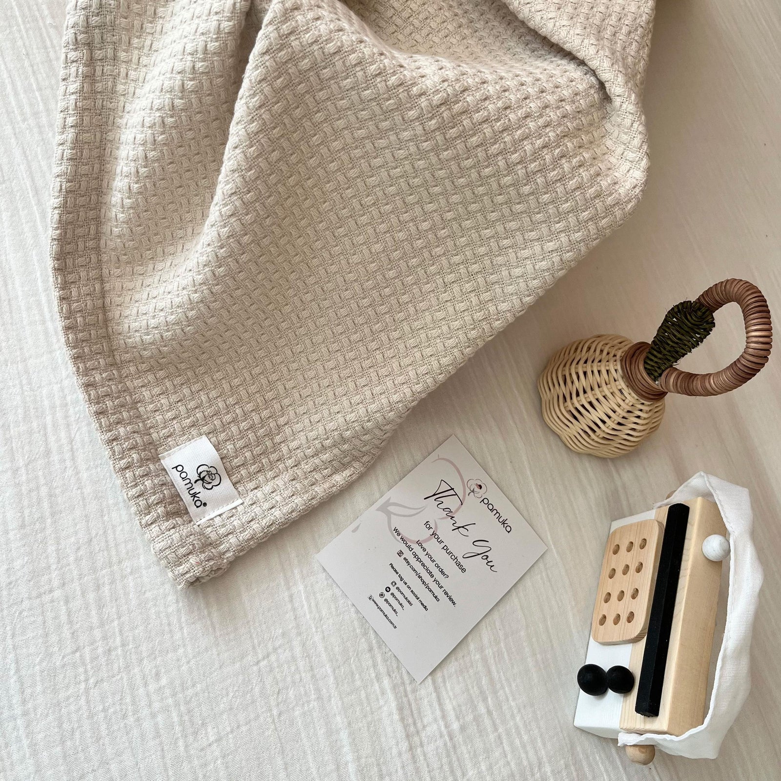 Wicker Pattern Pique Set-Beige