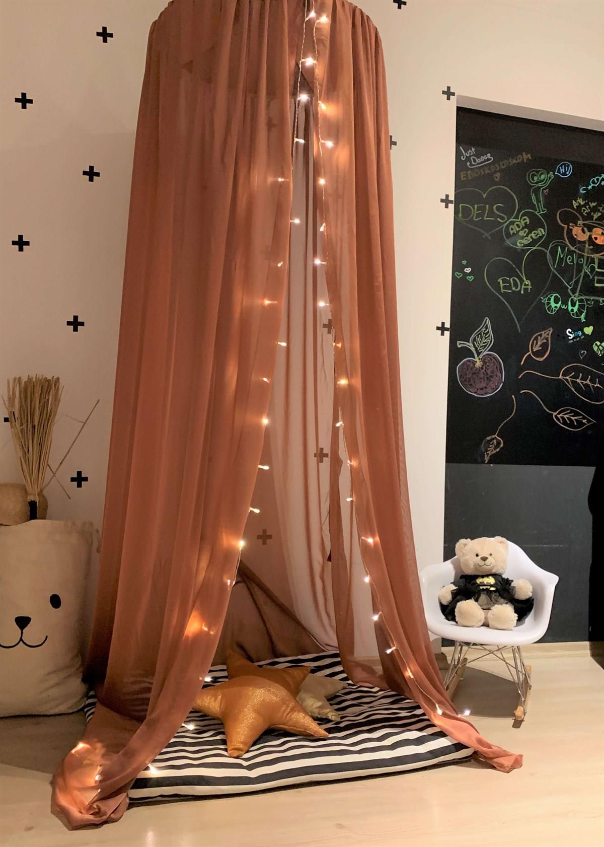 Chiffon Canopy-Jangled Cinnamon