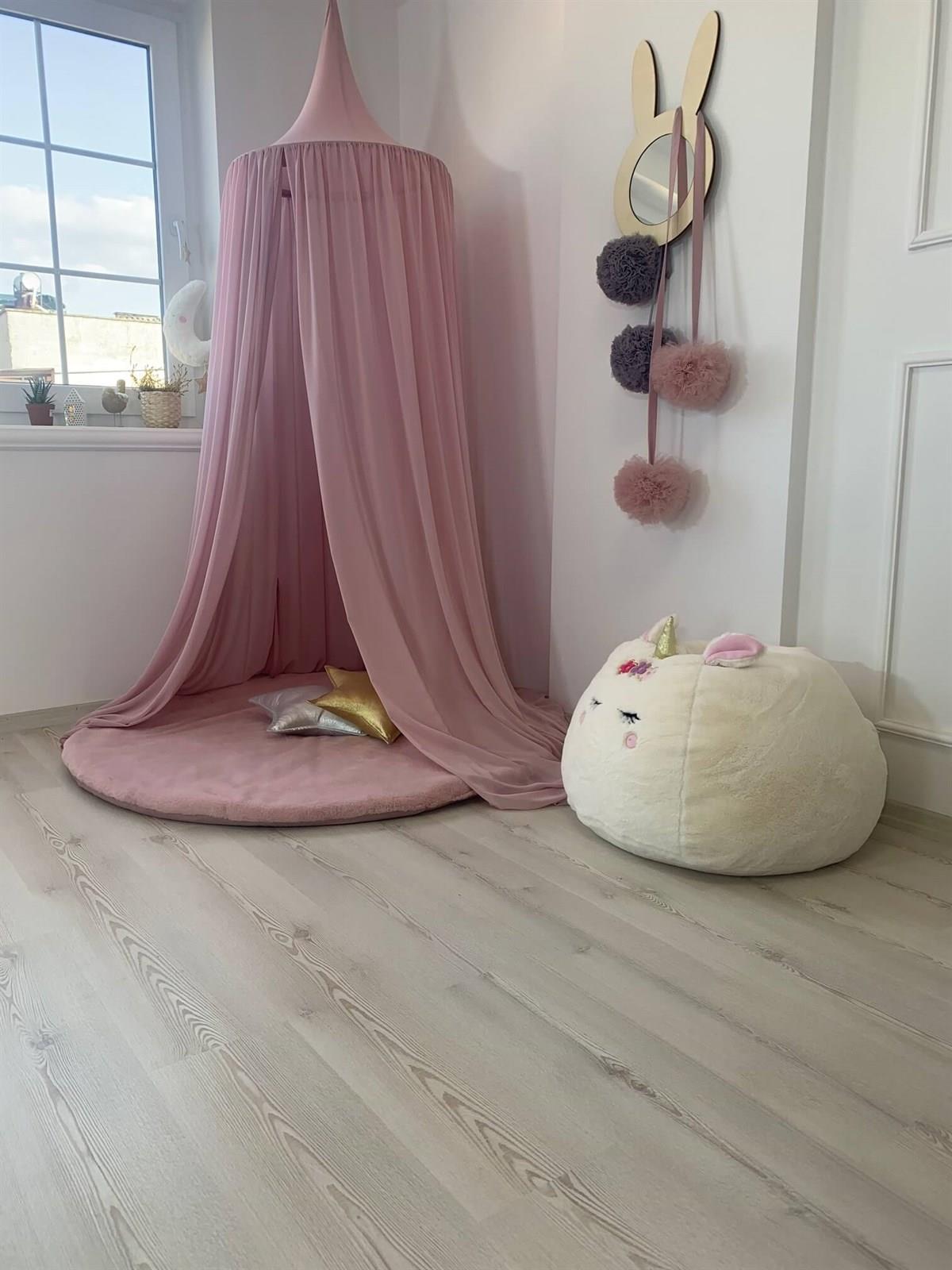 Chiffon Canopy-Dark Powder