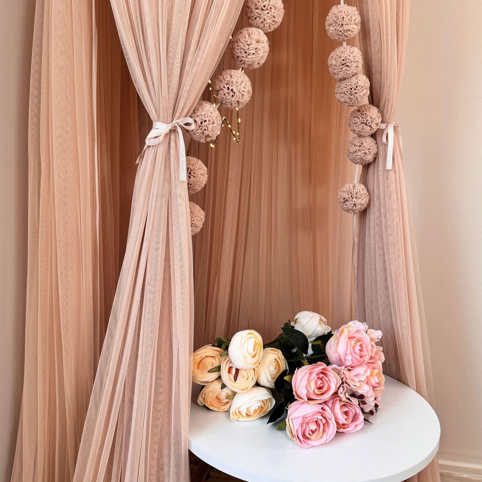 Tulle Canopy-Champagne